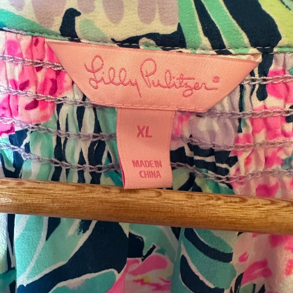 Lilly Pulitzer XL silk blouse. Pink and Green Floral - Picture 2 of 6